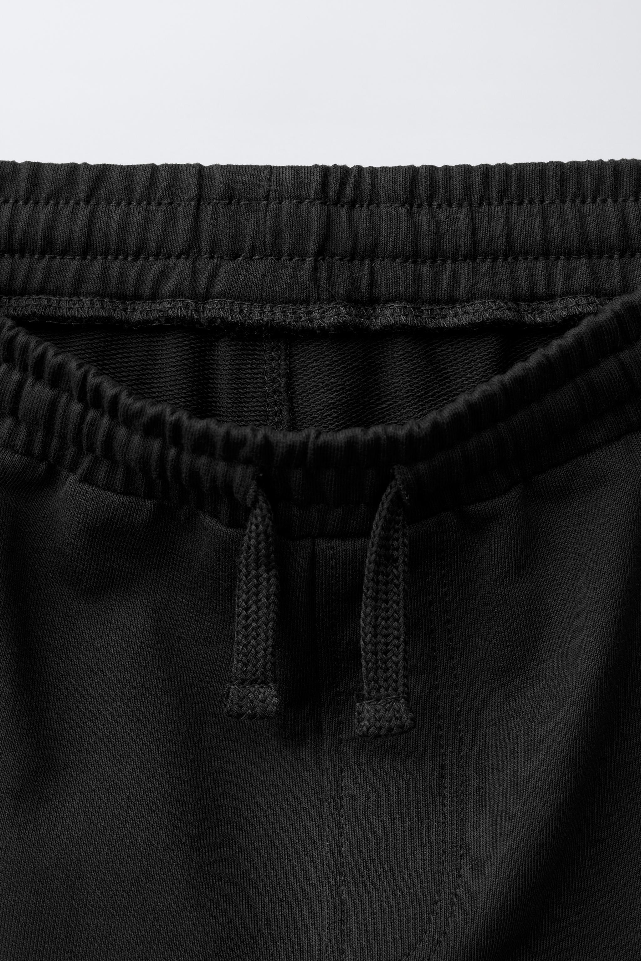 T-SHIRT AND SHORTS SET WITH TEXT